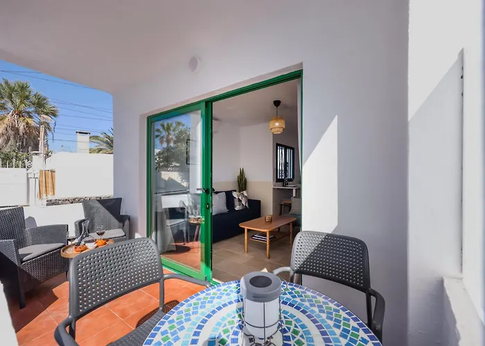 San Fermin, Ac, 500mbps, Parking, 9 Mins To Lägenhet *