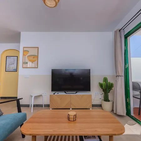 San Fermin, Ac, 500mbps, Parking, 9 Mins To 公寓 卡门港
