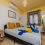 Apartamento San Fermin, Ac, 500mbps, Parking, 9 Mins To Puerto del Carmen (Lanzarote)