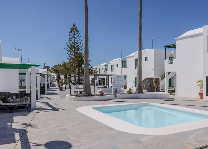 San Fermin, Ac, 500mbps, Parking, 9 Mins To Apartamento Puerto del Carmen (Lanzarote)
