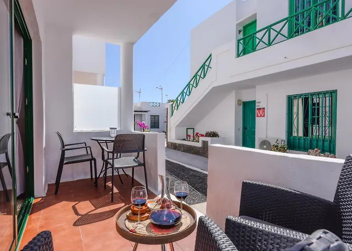 Apartament San Fermin, Ac, 500mbps, Parking, 9 Mins To Puerto del Carmen (Lanzarote)